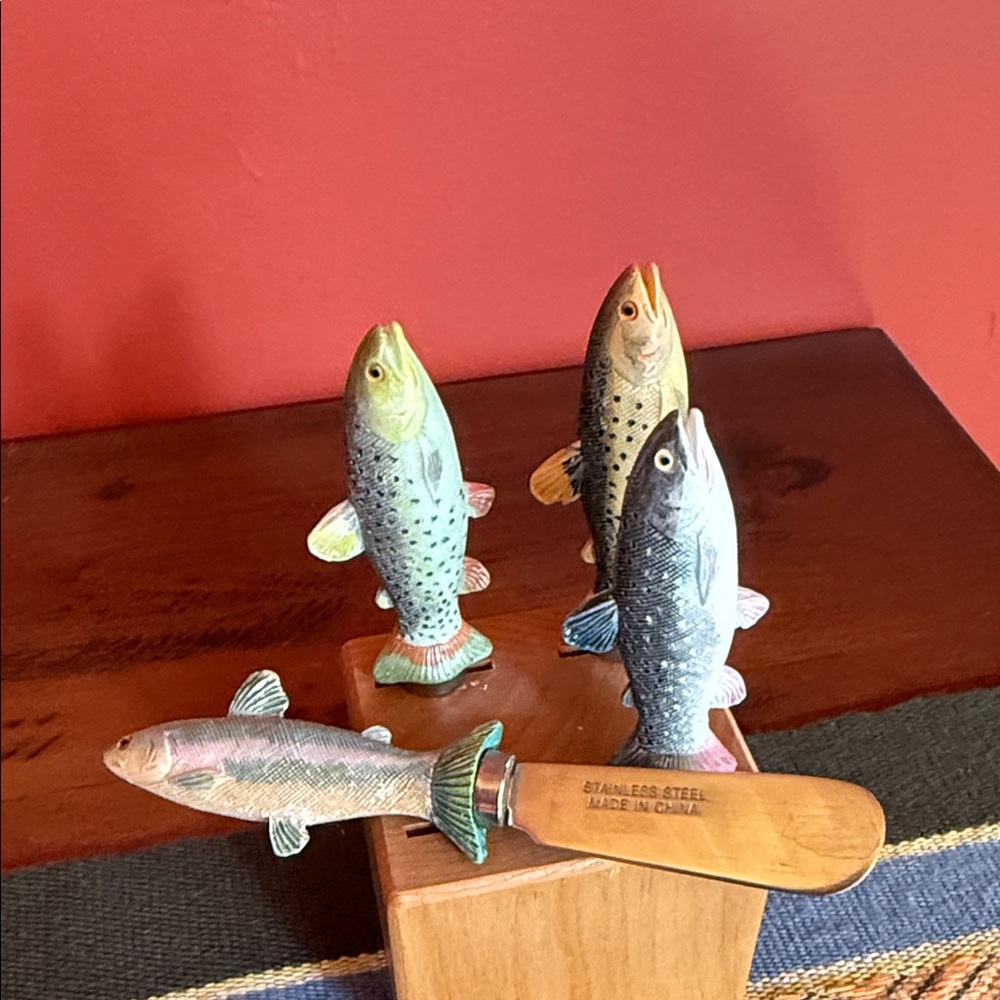 Out Of The Woods Of Oregon Cheese Spreader Set - Picture 3 of 3